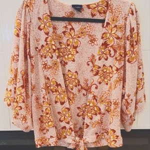 Daytrip Floral Print Front Tie Komono Size M